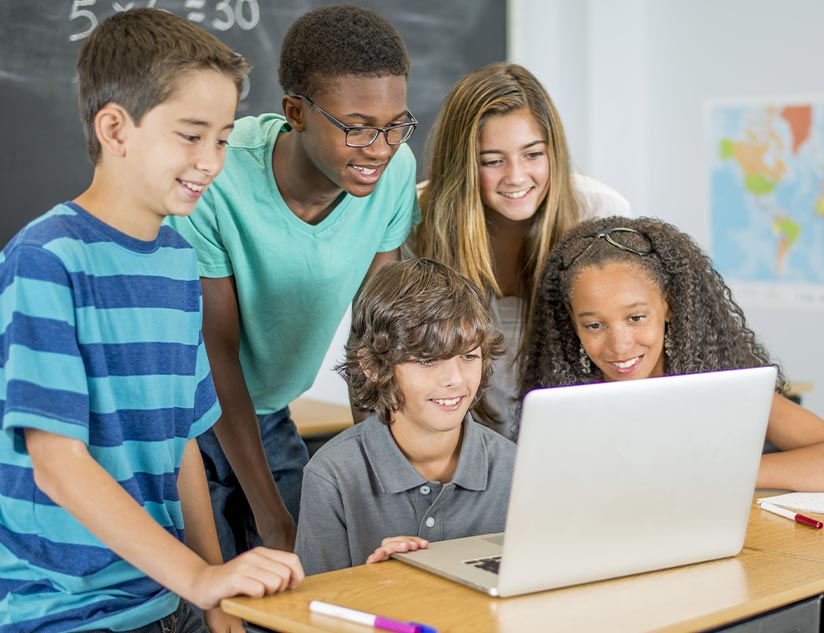 5 Ways Digital Learning Platforms Can Help You Start the School Year Strong