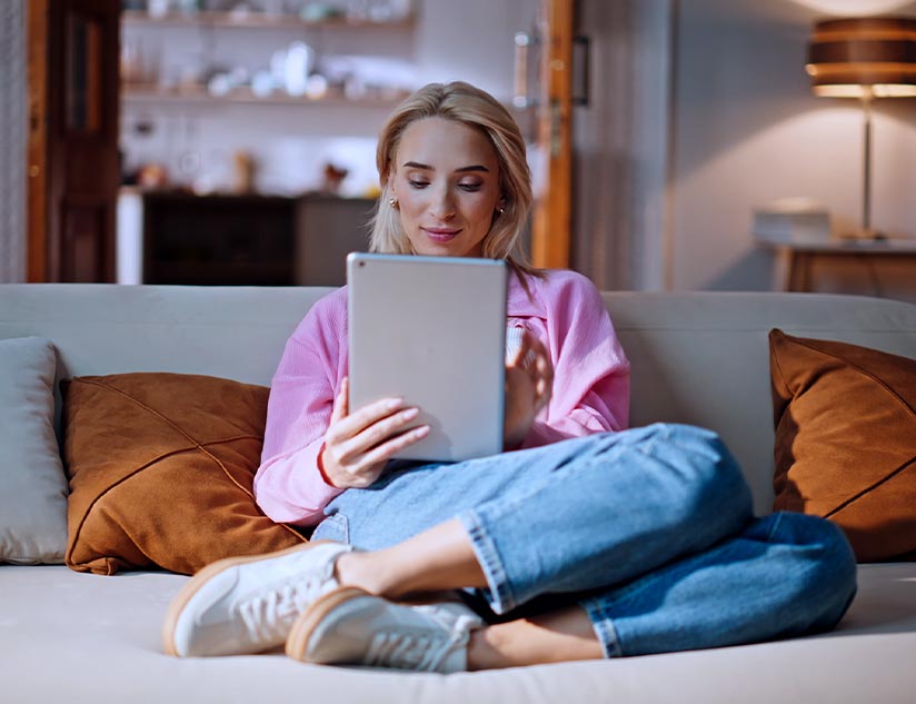 Are Content Distribution Platforms the New Curriculum Architects?